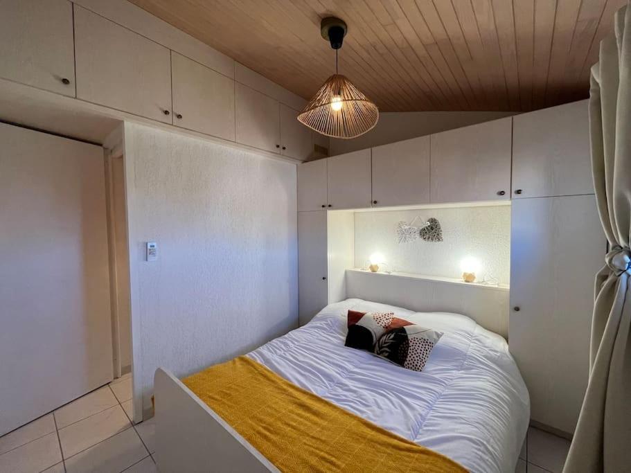 Holiday home Location De Numero 3 Renovee En